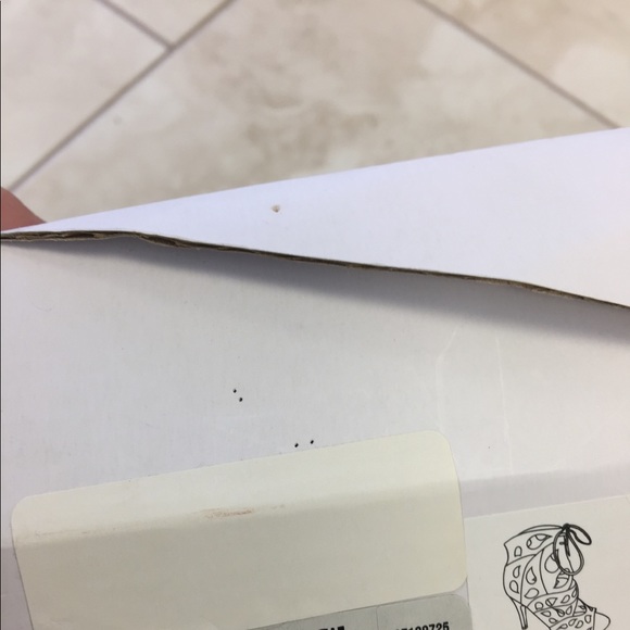 Bridge cutout Heels brand new - Picture 4 of 4